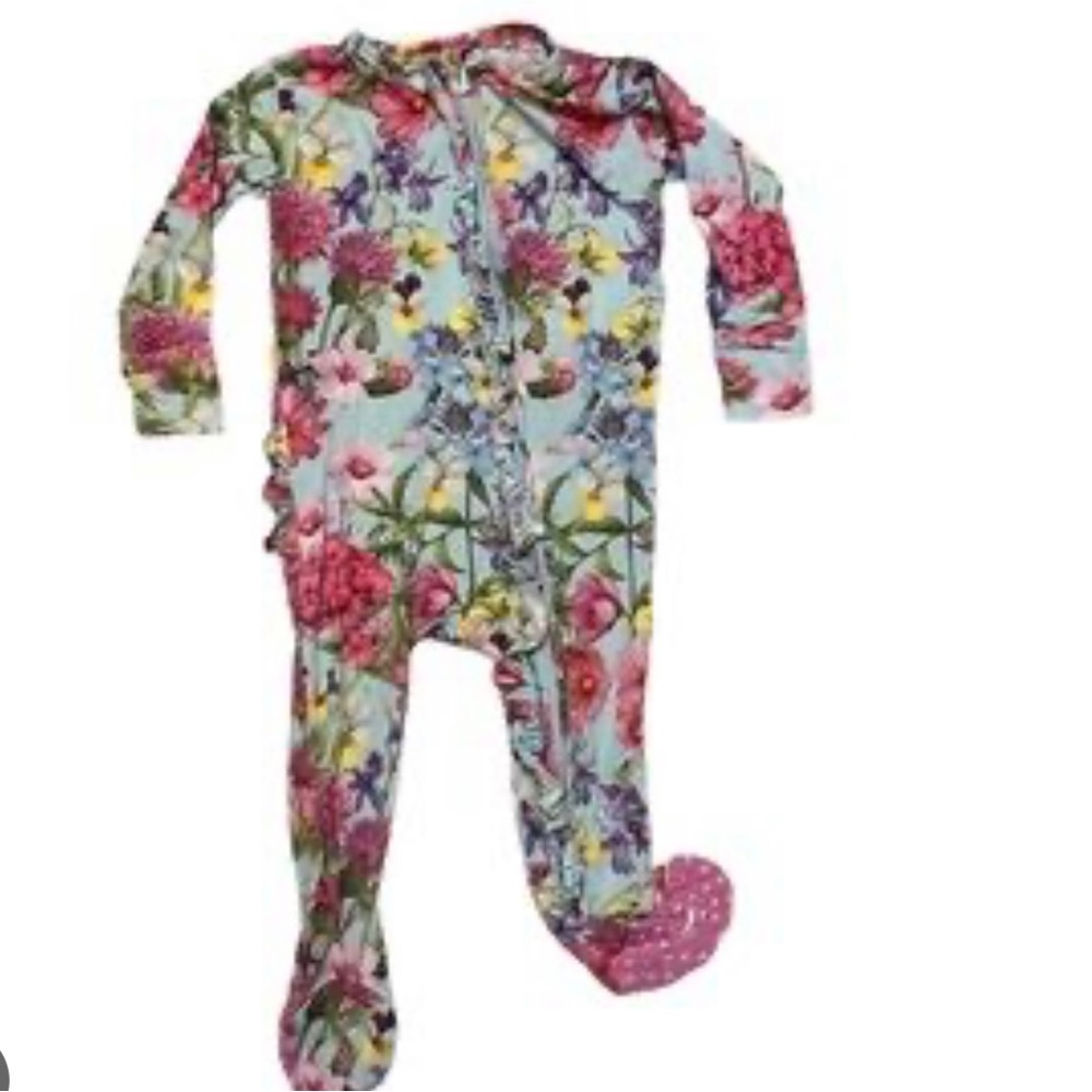 Posh Peanut Touched By Nature ruffled zippered onesie 9-12 months